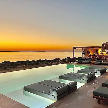 Akre - Designed For Adults ホテル Naxos City